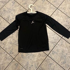 Boys Jordan Dry fit size M long sleeve